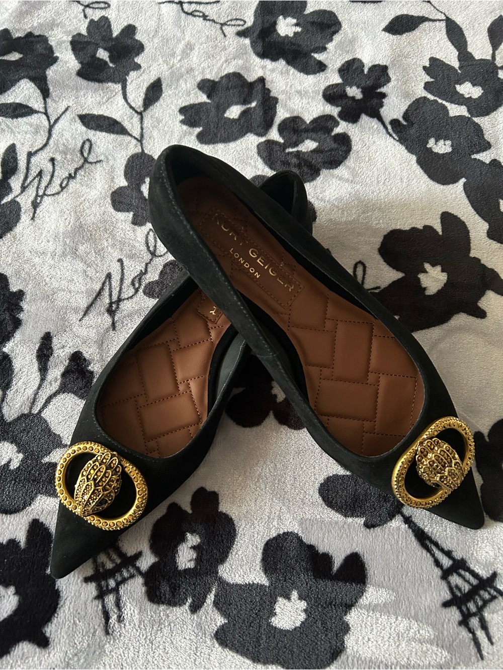 KURT GEIGER LONDON CHELSEA POINT FLAT SIZE 40.5 MSRP $175